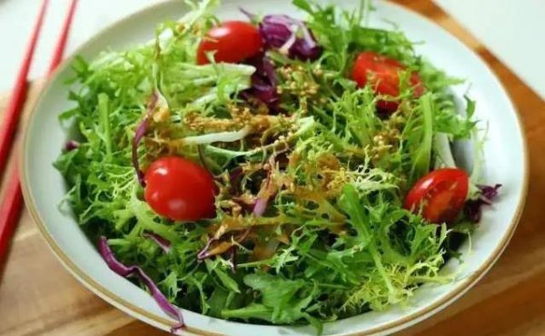 瑞银投资 夏天热得冒汗，这盘菜清爽解暑，10分钟搞定超好吃